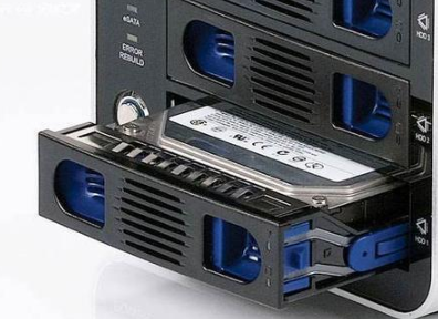 固态硬盘（SSD）的优点与不足