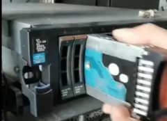 IBM X3650 M4更换服务器硬盘操作步骤